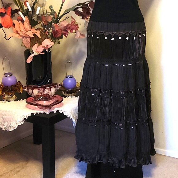 NWT Unique Designed Dark Brown Tiered Pleated Maxi Lined Skirt Lightweight - Picture 3 of 8